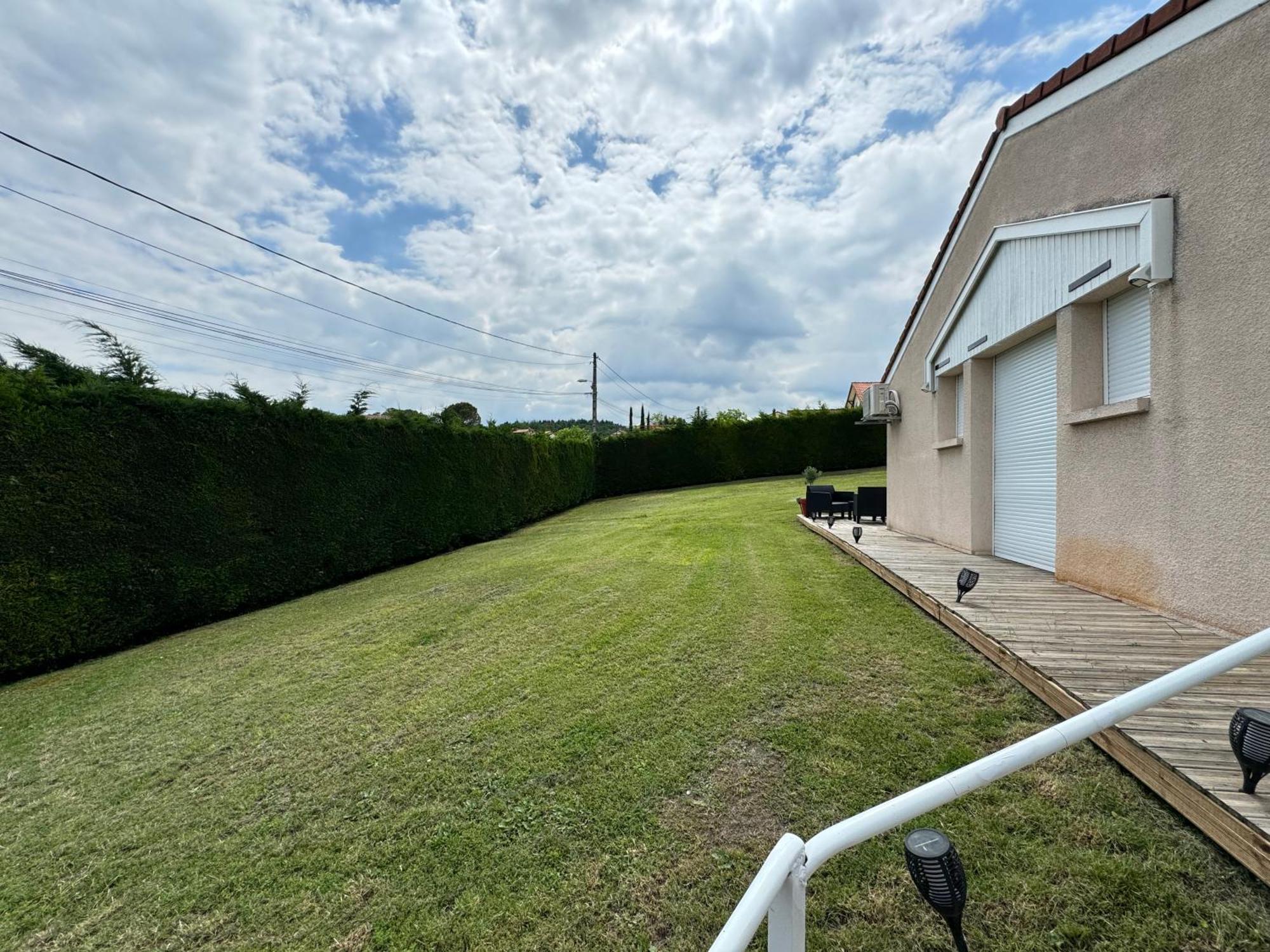 Maison 8 Couchages Avec Jacuzzi A 4km De Clermont, Proche Zenith D'auvergne Apartment